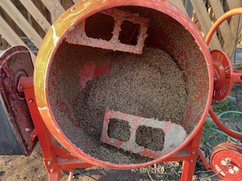 籾殻消石灰を作成する