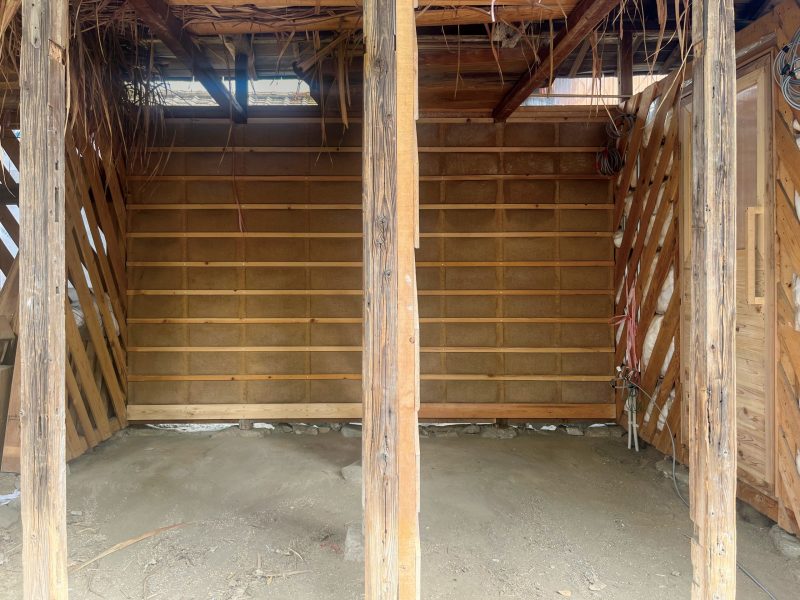 籾殻消石灰断熱麻布仕上げ_